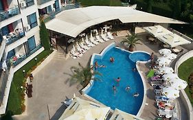 Royal Cove Aparthotel - Self-Catering